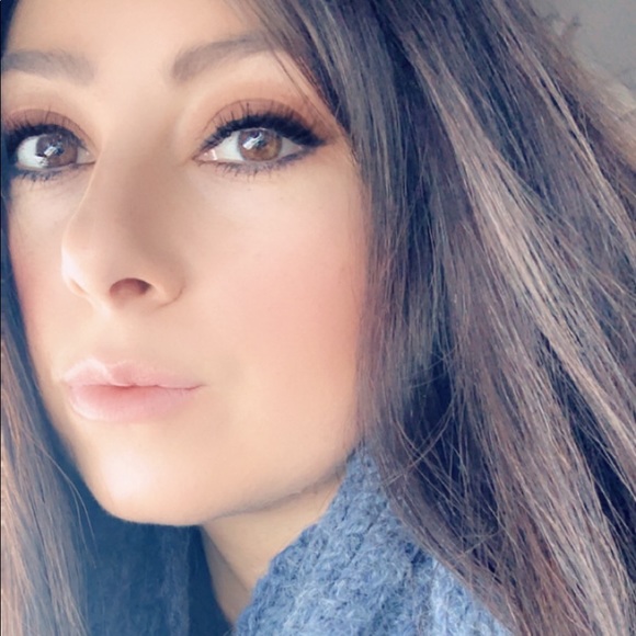 Meet your Posher, Bianca - Picture 4 of 5